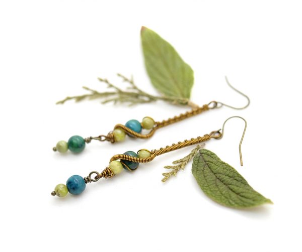 Boucles d'oreilles Wire wrapping - Bijoux de Créateur, Artisanat - Boucles d'oreilles artisanales « Curiosité du Korrigan » avec perles en pierres fines