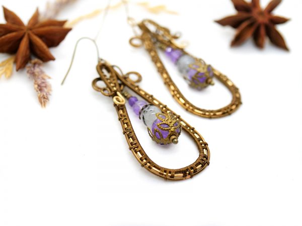 Boucles d'oreilles Wire wrapping unique - Bijoux de Créateur, Artisanat français - Boucles "cycles du brasier" en perles d'amethyste et quartz