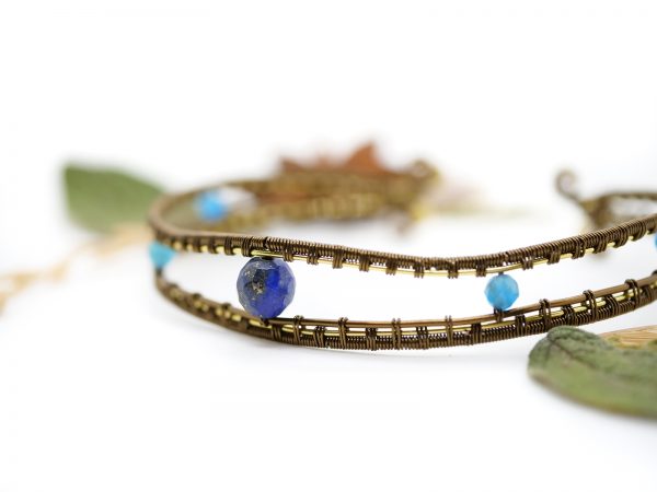 Bracelet tressé en Wire wrapping - Bijoux de Créateur, Artisanat français - Bracelet « Yeux de Mahakala » avec perle d'apatite et de lapis lazuli