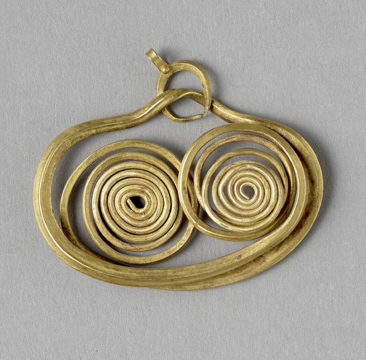 Boucle d'oreille | -1600 / -1500 (XVIe s. av. J.-C.) | Grèce | Musée du Louvre, Département des Antiquités grecques, étrusques et romaines