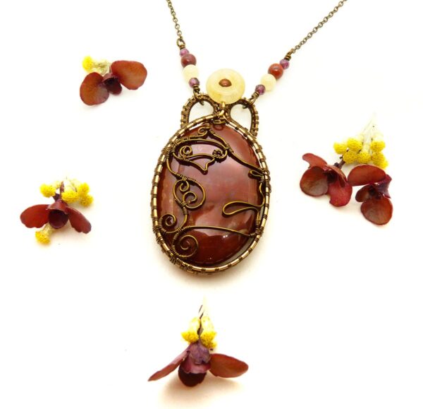 Collier wire wrapping "Sekhmet" - Collection Égypte : "Sous le regard des Dieux" - Bijoux en Wire wrapping et pierres gemmes - artisanat made in France - MYSTYOS : Artisan d'art