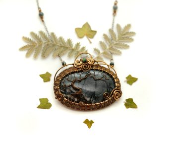 bijou_artisanal_fait-main_collier_wire-wrapping_bois-de-lombre-3 Collier en Jaspe Picasso "Le Bois de l'Ombre", collection "Nuit des Esprits" - Bijou en Wire wrapping unique - Artisanat Made in France