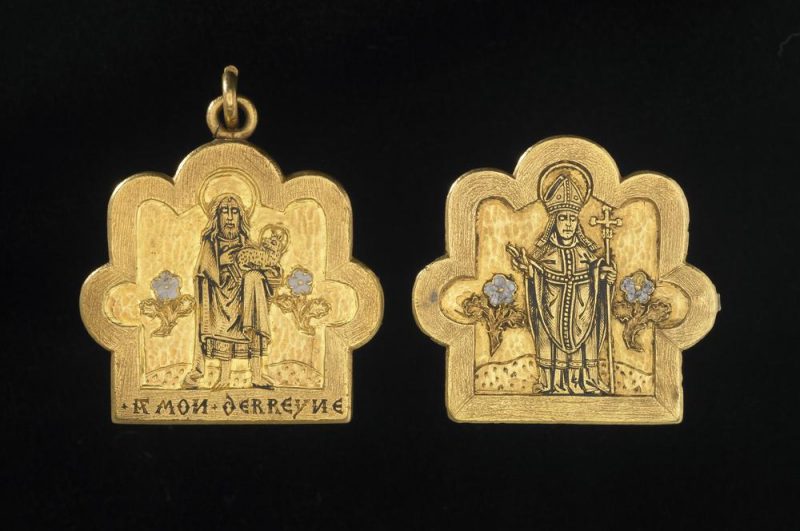 Bijoux médiéval - pendentif religieux, reliquaire